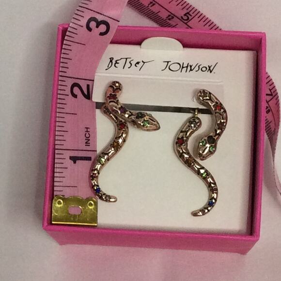 NIB BETSEY JOHNSON GOLD TONE SNAKE RAINBOW RHINESTONE DANGLE EARRINGS - Picture 5 of 7